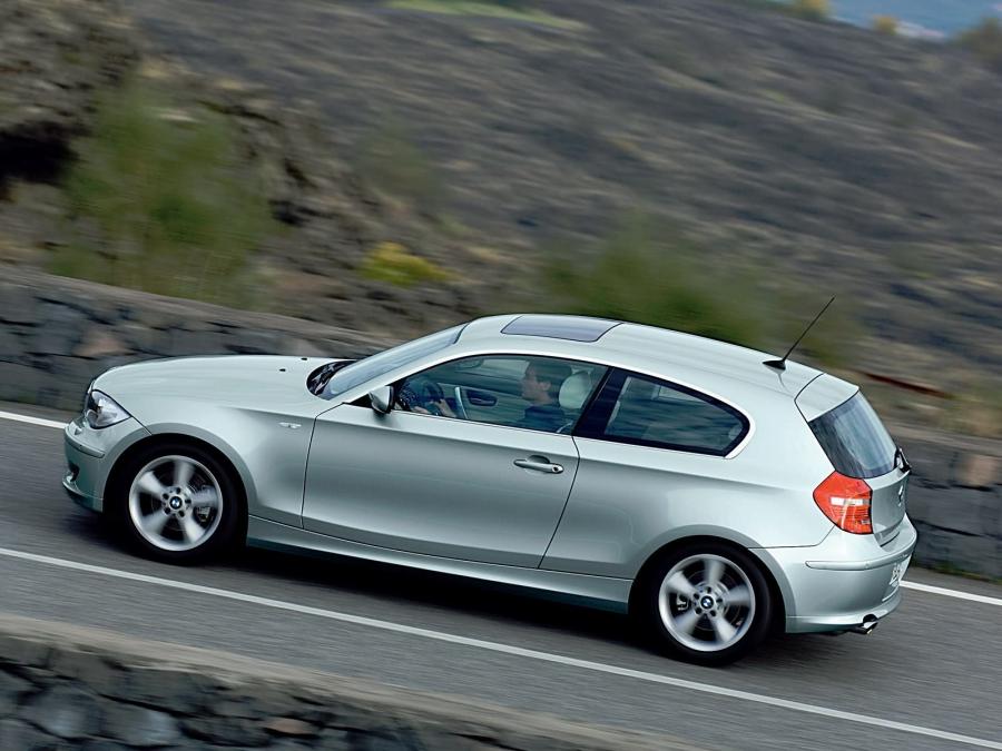  BMW 120i 3-Door 2007 года  (фото 26 из 70)